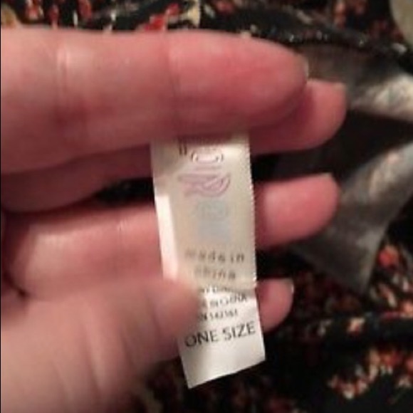 LuLaRoe OS vintage paisley print unicorn! - Picture 5 of 7